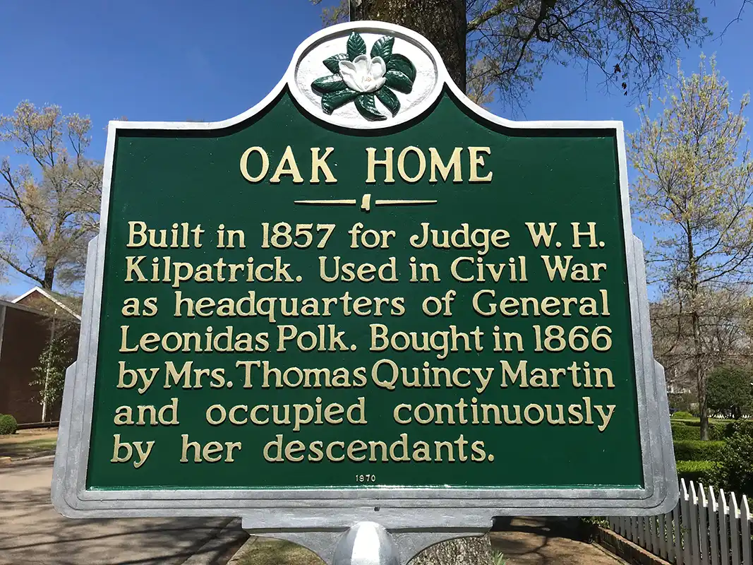 The Oak Home is at 808 Fillmore Street in Corinth.